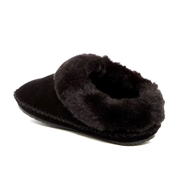 Minnetonka Carolina Clog Black Fur Lined Slippers - Picture 3 of 3
